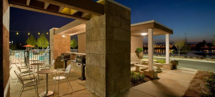 阿拉巴马亨茨维尔/研究园区希尔顿惠庭酒店(Home2 Suites by Hilton Huntsville/Research Park Area)图片