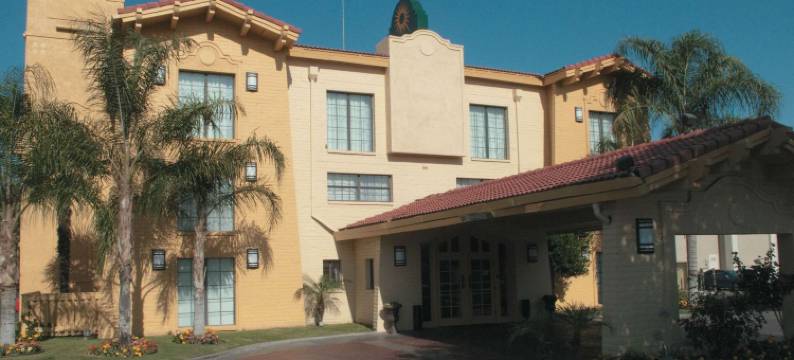 贝克斯菲尔德南拉昆塔温德姆酒店(La Quinta Inn by Wyndham Bakersfield South)图片