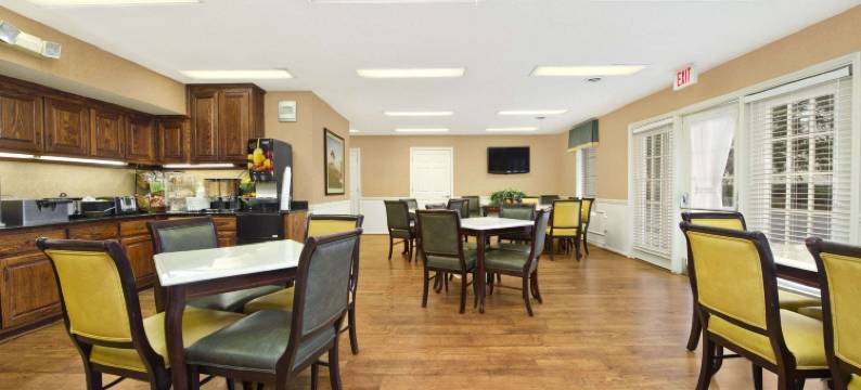 托马斯维尔呗盟套房酒店(Baymont by Wyndham Thomasville)图片