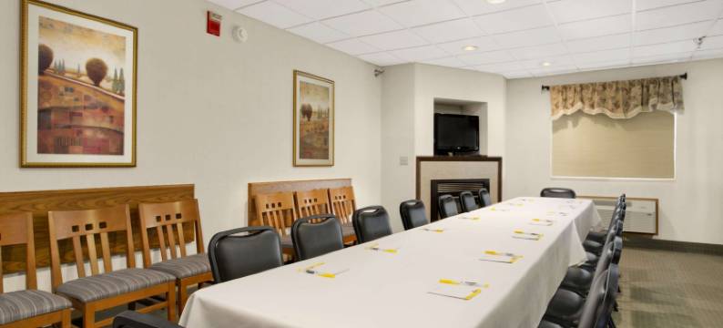 拉皮德城戴斯酒店(Days Inn by Wyndham Rapid City)图片