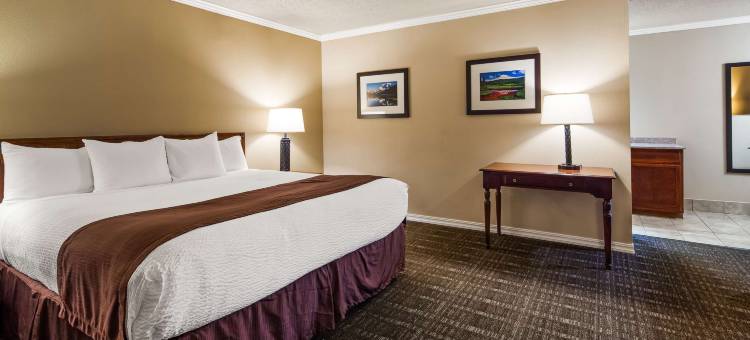 莱克伍德汽车贝斯特韦斯特酒店(Best Western Lakewood)图片