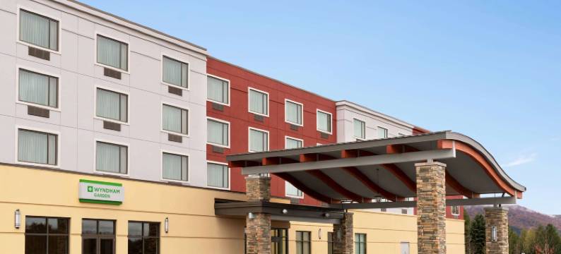 州立学院温德姆花园酒店(Wyndham Garden State College)图片