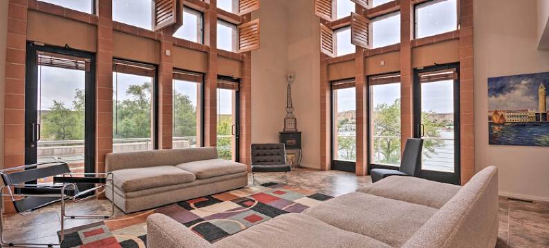 Ransom Canyon Villa w/ Pool - Steps to Lake!图片