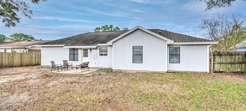 沿海家庭住宅，距离彭萨科拉海滩16英里!(Coastal Family Home, 16 Mi to Pensacola Beach!)图片
