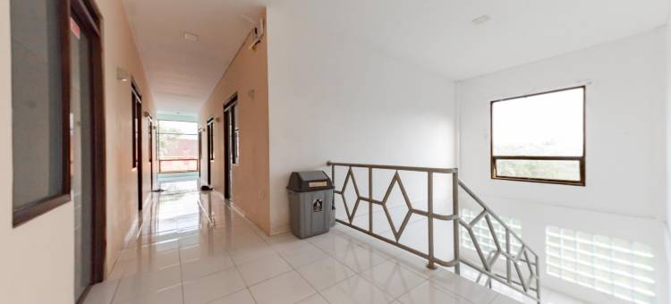 红多兹伊斯兰酒店-近苏加武眉赫米纳医院(RedDoorz Syariah Near RS Hermina Sukabumi)图片