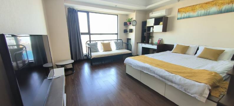 云溪彩电塔民宿(青年大街分店)图片