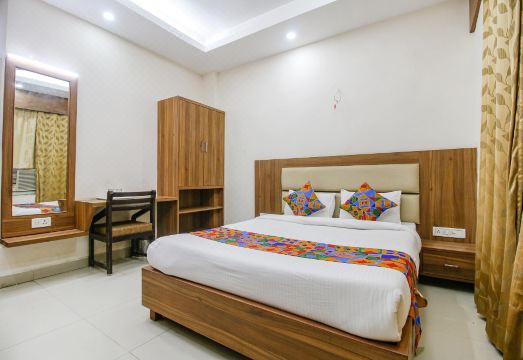 FabHotel Silver Inn I Hotel Overview