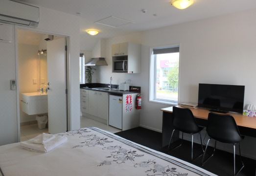 101 Stars Motel Hotel Overview