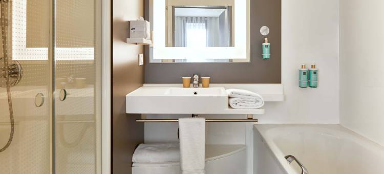 吕埃尔 - 马尔梅松火车站 B&B 酒店(B&B HOME Rueil-Malmaison Gare)图片