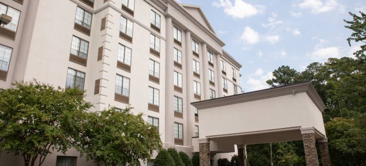 罗利卡瑞I-40沃尔纳特街假日套房酒店(Holiday Inn & Suites Raleigh-Cary (I-40 @Walnut St))图片