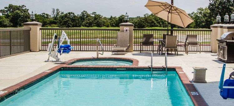 麦卡莱斯特舒适套房酒店(Comfort Suites McAlester)图片