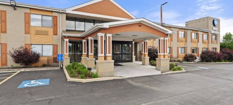 奥克布鲁克贝斯特韦斯特优质酒店(Best Western Plus Oakbrook Inn)图片
