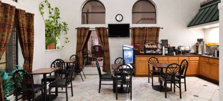 圣安吉洛华美达酒店(Ramada Limited San Angelo)图片