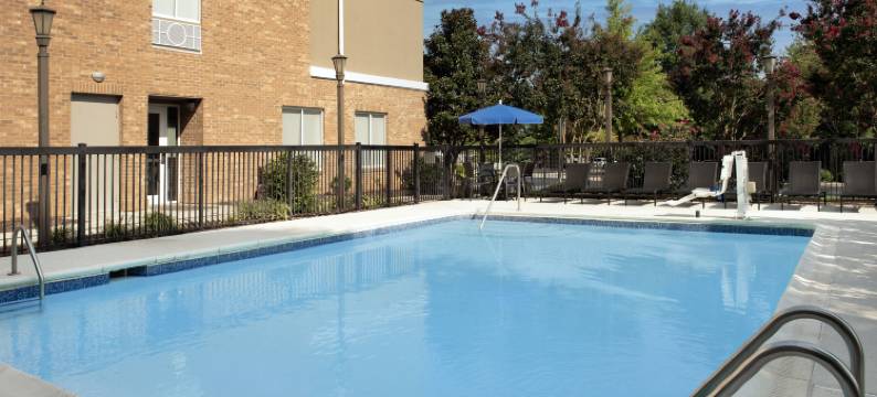 智选假日套房酒店格林斯伯勒 - 机场地区(Holiday Inn Express & Suites GREENSBORO - AIRPORT AREA by IHG)图片