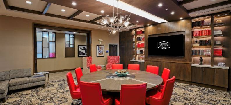 拉伯克大学欢朋套房酒店(Hampton Inn & Suites by Hilton Lubbock University)图片