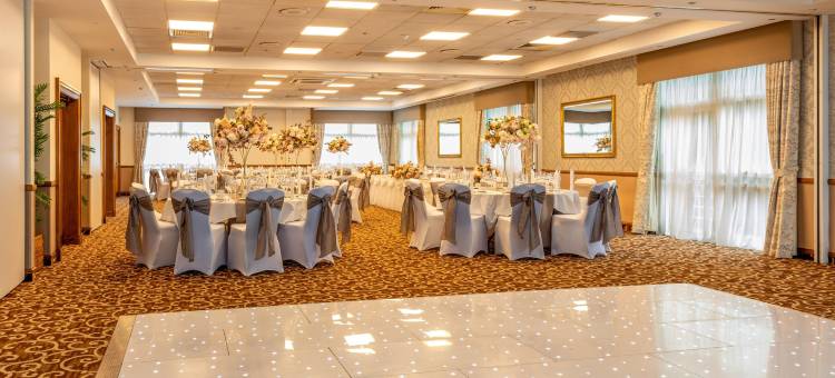 布罗姆斯格罗夫水疗酒店(Bromsgrove Hotel and Spa)图片