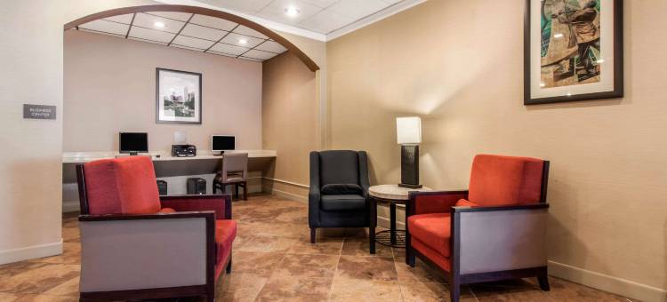 舒适套房酒店-奥马哈中心(Comfort Inn & Suites Omaha Central)图片