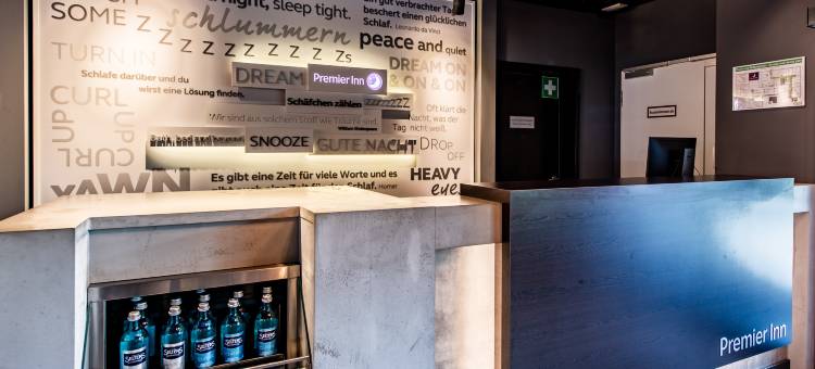 优品迎海德堡市巴恩施塔特酒店(Premier Inn Heidelberg City Bahnstadt Hotel)图片