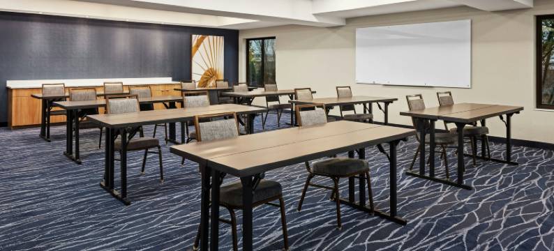 锡达拉皮兹万枫套房酒店(Fairfield Inn & Suites Cedar Rapids North)图片