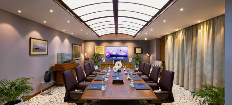 伊丽莎白女王二世酒店(Queen Elizabeth 2 Hotel)图片