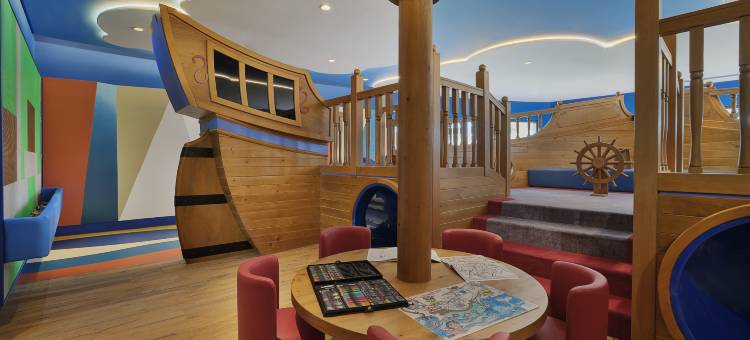 迪拜棕榈朱美拉希尔顿酒店(Hilton Dubai Palm Jumeirah)图片