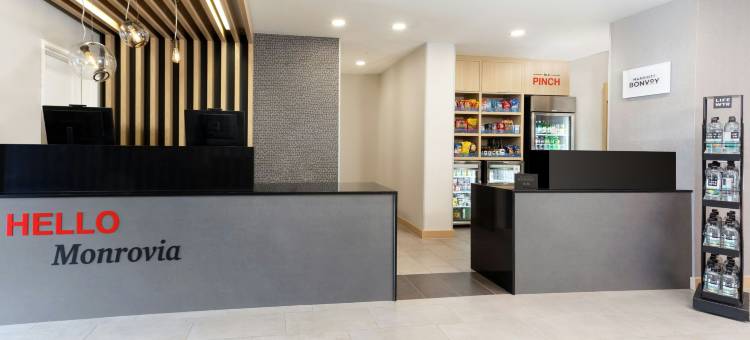 蒙罗维亚万豪唐普雷斯酒店(TownePlace Suites Monrovia)图片