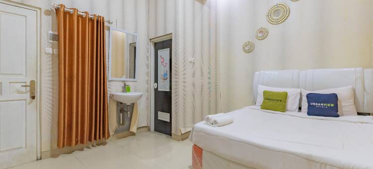 Urbanview Hotel Rifal Home Tegal图片