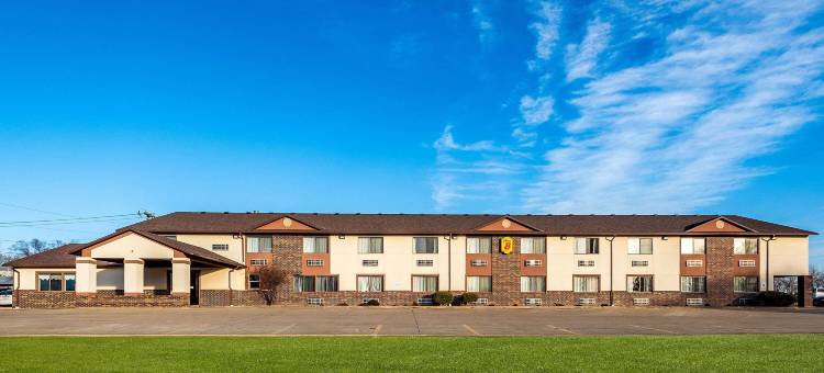 奥尔温速8酒店(Super 8 by Wyndham Oelwein)图片