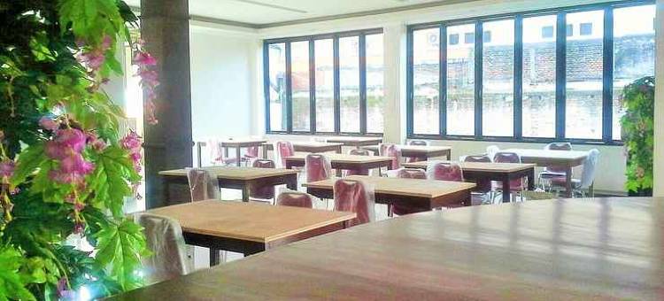 拉亚度假式酒店(Raya Resort Hotel)图片