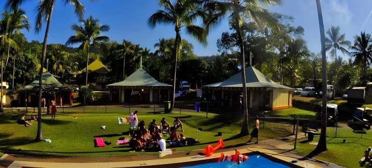 流浪者艾利滩酒店(Nomads Airlie Beach)图片