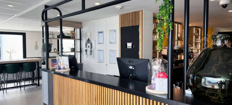 博乐内康铂饭店(Campanile Bollene)图片