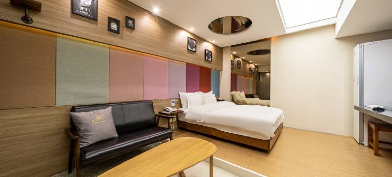 H大道酒店(H Drive Hotel)图片