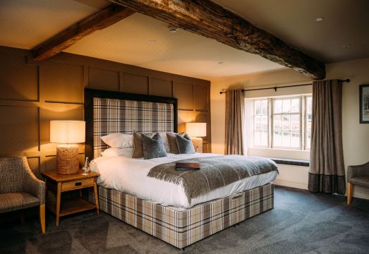 The Assheton Arms Hotel Overview