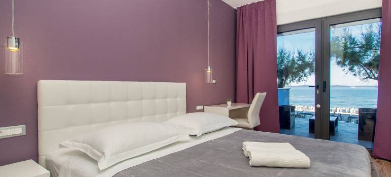 麦迪特兰海滨别墅(Luxury Rooms Beach Mediteran)图片