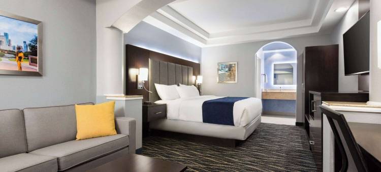 休斯顿荷比机场戴斯套房酒店(Days Inn & Suites by Wyndham Houston Hobby Airport)图片