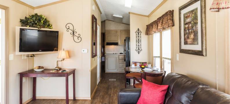 红鞋子RV公园木屋酒店(Red Shoes RV Park and Chalets)图片