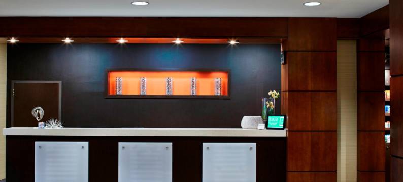 布卢明顿美国购物中心万怡酒店(Courtyard Bloomington by Mall of America)图片