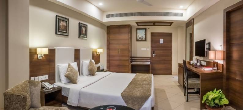 圣 Peerless 酒店多格布(Peerless Hotel Durgapur)图片