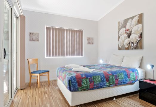 Riverview Tourist Park Hotel Overview