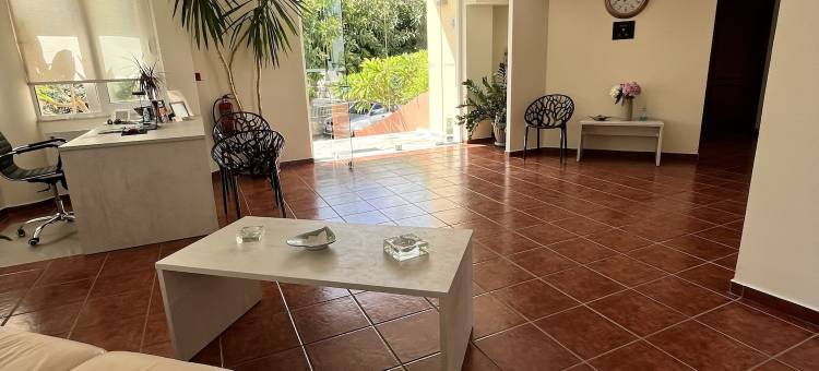 伊奥克斯公寓式酒店(Iolkos Hotel Apartments)图片