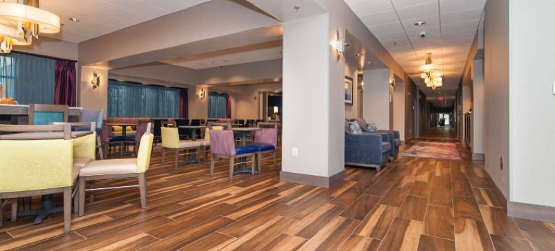 希尔顿欢朋酒店-挪利其(Hampton Inn by Hilton Norwich)图片