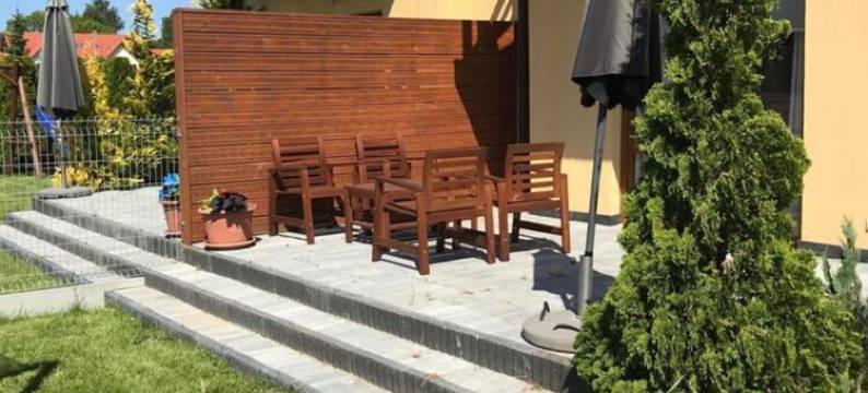 罗维的别墅，靠近波罗的海和国家公园(Half of Holiday Home, Terrace, Playground)图片