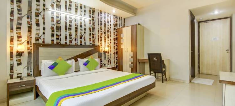 特雷布潮流罗克韦尔广场酒店(Treebo Rockwell Plaza)图片