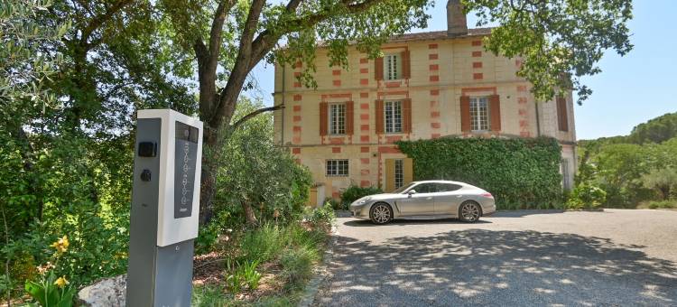 塔拉德尔城堡(Château de Taradel)图片