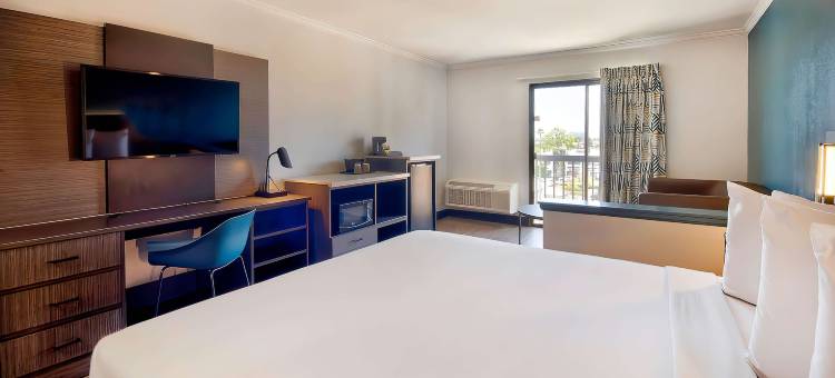 洛杉矶南湾劳恩代尔6号公寓套房酒店(Suites Lawndale, CA – South Bay)图片