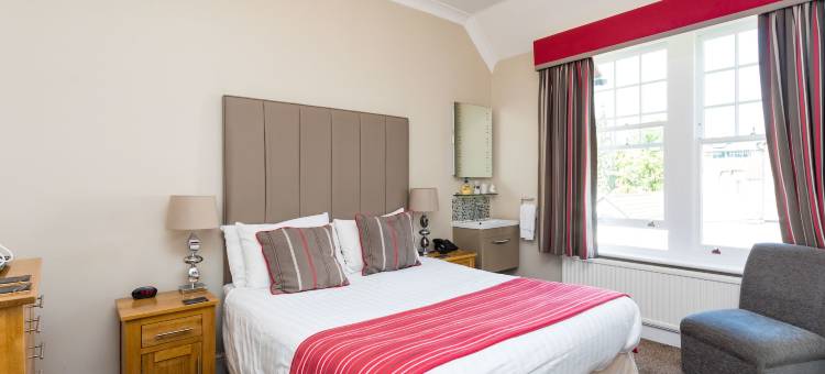 草坪贵宾大酒店(The Lawn Guest House Gatwick)图片