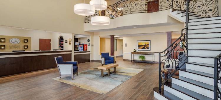 贝敦I10舒适套房酒店(Comfort Suites Baytown I – 10)图片