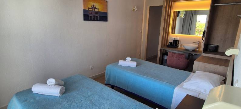 莫菲亚斯酒店(Morfeas Hotel)图片