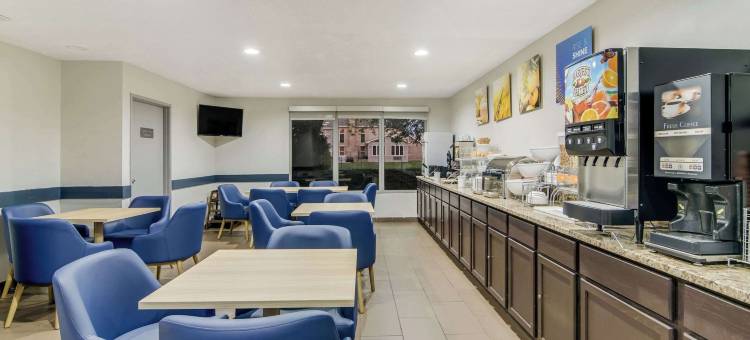 舒适套房酒店 - 近 I-80 及 I-94(Comfort Suites Near I-80 and I-94)图片