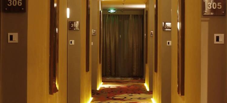 北干巴鲁阿斯诺夫皇家酒店(Royal Asnof Hotel Pekanbaru)图片